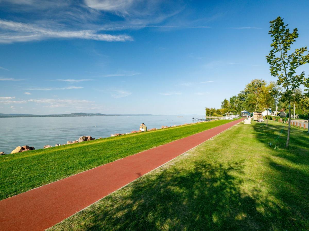 Holiday Home In Fonyod/Balaton 18566 Extérieur photo